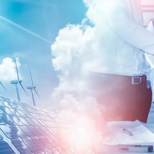 Paneles solares y aerogeneradores junto a un acuerdo entre profesionales
